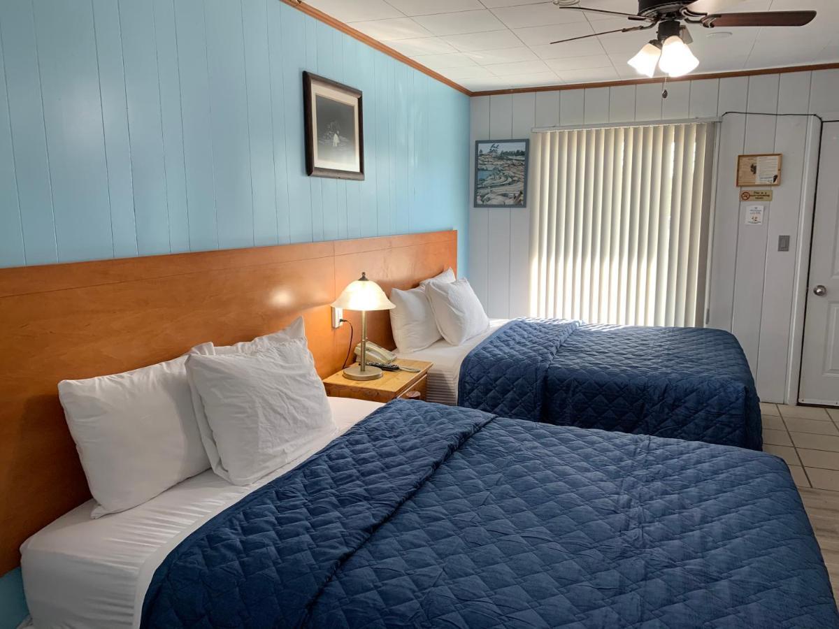 Town & Country Motel Parry Sound Exteriör bild