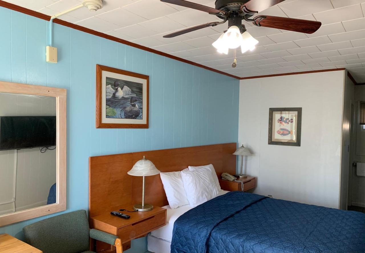 Town & Country Motel Parry Sound Exteriör bild